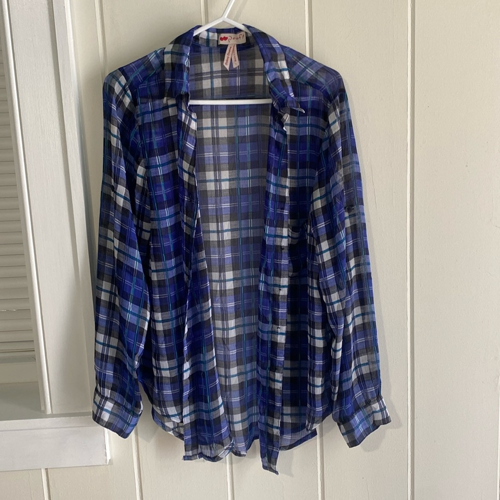 Sheer blue/purple plaid long sleeve button down. Size large.